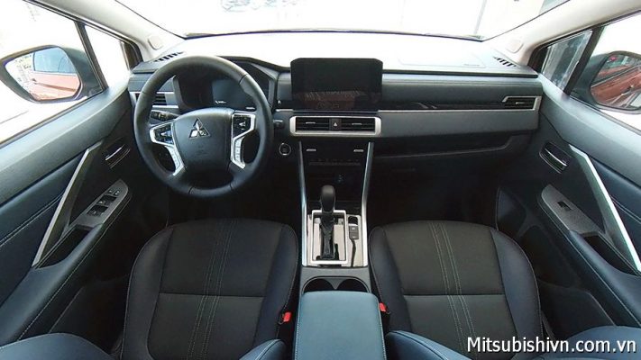 Đánh giá Mitsubishi Xpander Cross 2023